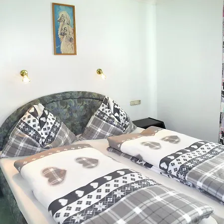 Ferienwohnung Neukirchen 125w *